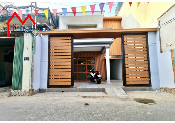 Nhà Mặt Tiền Hẻm 1135 Huỳnh Tấn Phát, Quận 7.